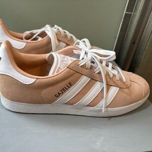Adidas Gazelle Women's pale rose and White Sneakers